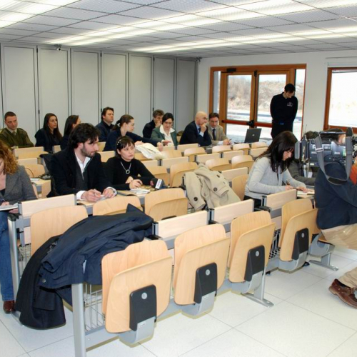 Riunione e conferenza stampa con Prefetti 32 / 35013