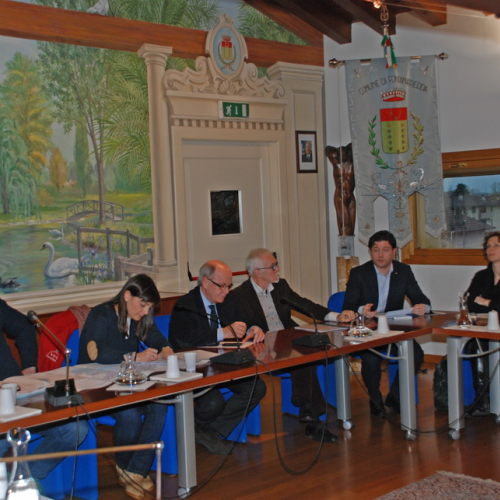 Incontro Presidente ed Assessore a Fontanafredda n. 9 / 104364