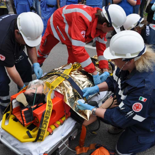 attivit‡ di sensibilizzazione nell'ambito di Pozzuolo Ri-fiorisce" n. 30""ttivit‡ di sensibilizzazion" / 68327