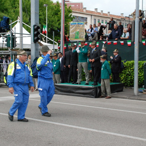 Autorit‡ 78∞ Adunata Alpini n. 32 / 108350