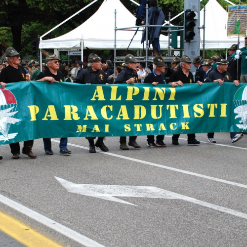 Autorit‡ 78∞ Adunata Alpini n. 39 / 108357
