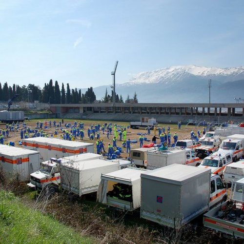 Abruzzo 07/04/09 n. 50- 1 / 37436