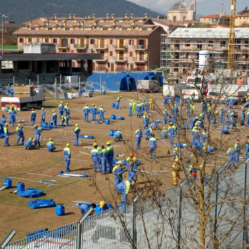 Abruzzo 07/04/09 n. 50- 2 / 37437