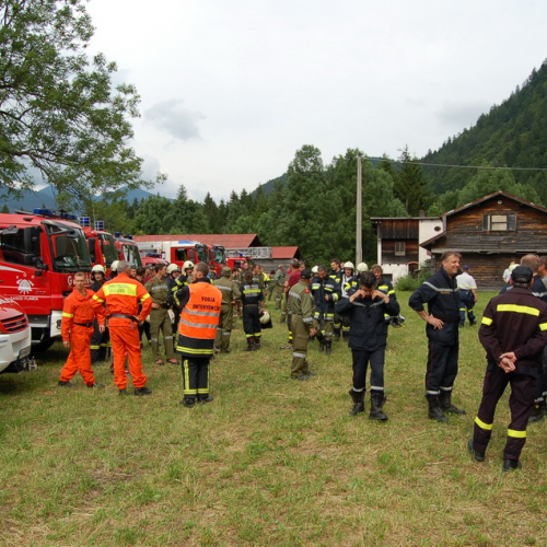 Esercitazione di antincendio n. 62 / 83737