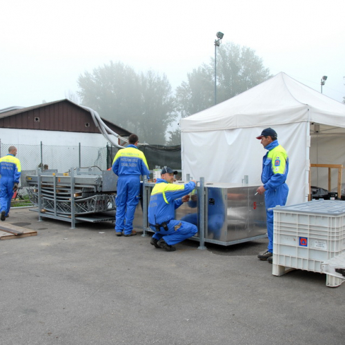 Operazioni di smontaggio del Campo n. 8 / 87202