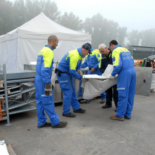 Operazioni di smontaggio del Campo n. 16 / 87210