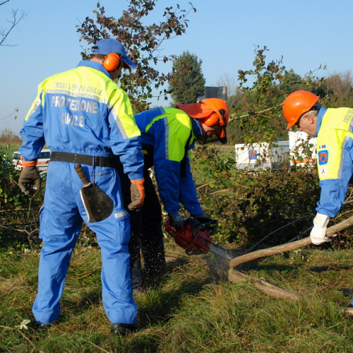 Esercitazione 12/11 n. 76 / 72445
