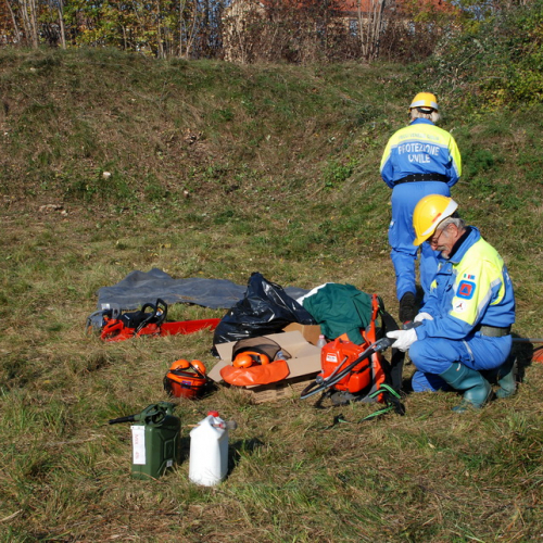 Esercitazione 12/11 n. 101 / 72470