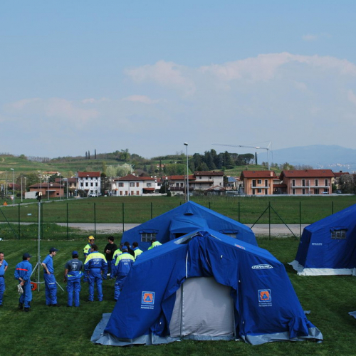 Attivit‡ addestrativa 11/04 n. 6 / 50404