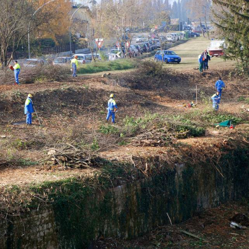 Esercitazione 20/11 n. 1 77 / 73117