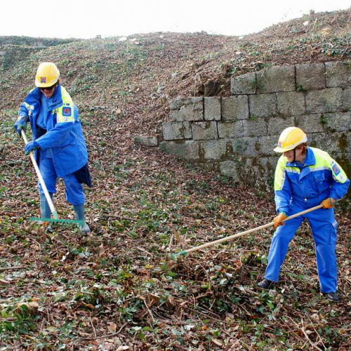 Esercitazione 20/11 n. 1 88 / 73128