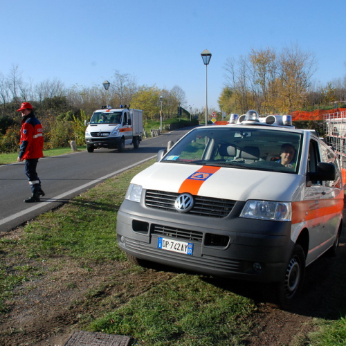 Esercitazione 13/11 n. 9 / 72690