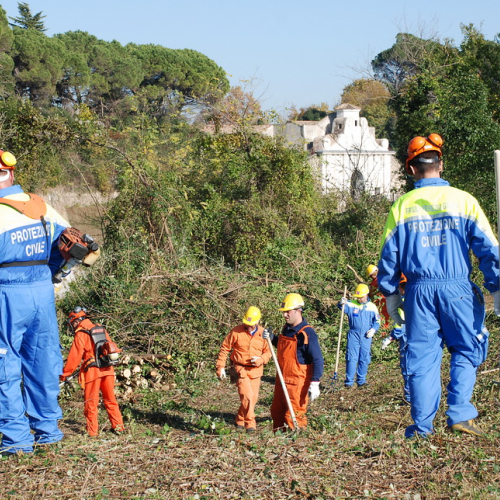 Esercitazione 13/11 n. 79 / 72760