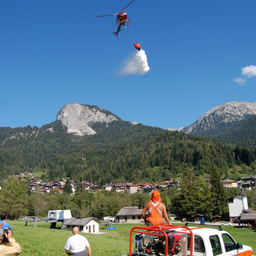 Esercitazione di antincendio 09/09/2012 n. 15 / 85923