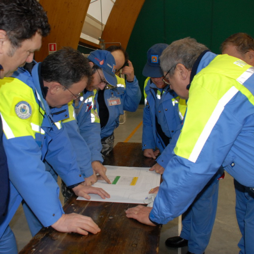 Corso in presenza di montaggio tende n. 13 / 90996