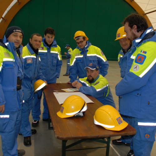 Corso in presenza di montaggio tende n. 15 / 90998