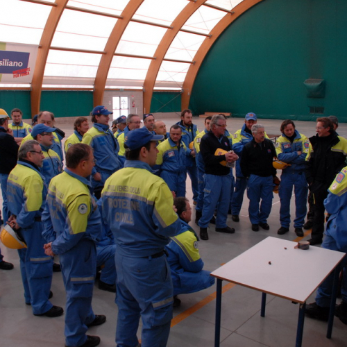 Corso in presenza di montaggio tende n. 23 / 91006