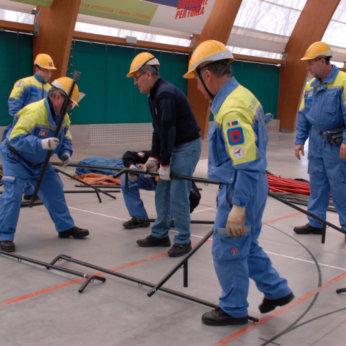 Corso in presenza di montaggio tende n. 28 / 91011