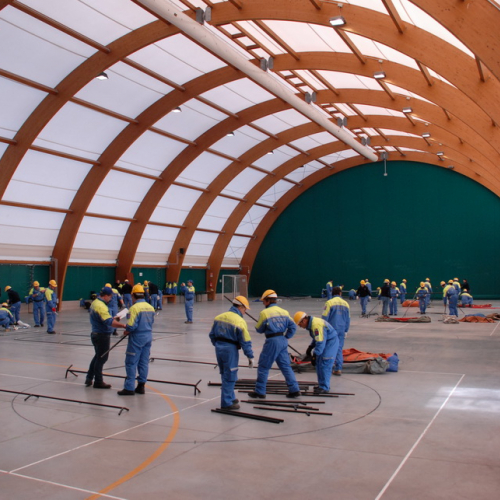 Corso in presenza di montaggio tende n. 32 / 91015