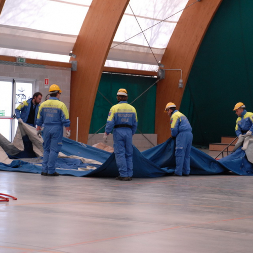 Corso in presenza di montaggio tende n. 38 / 91021