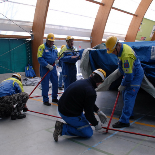 Corso in presenza di montaggio tende n. 42 / 91025