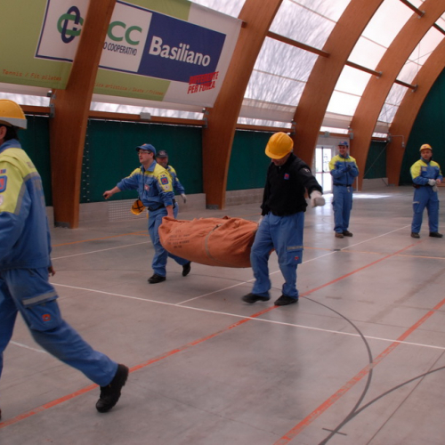 Corso in presenza di montaggio tende n. 59 / 91042