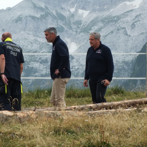 Incendio monte Jovet sopralluogo Assessore n. 12 / 98268