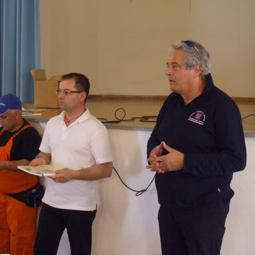 Esercitazione AIB 25/07/10 n. 18 / 54672