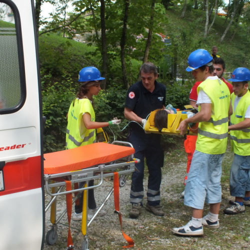 Attivit‡ con i ragazzi del Gruppo di Cavasso Nuovo n. 247 / 85600