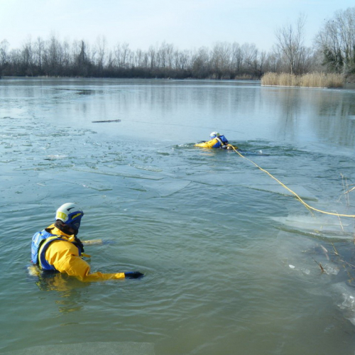 Addestramento  del Nucleo Fluviale n. 8 / 77074