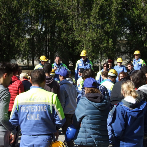 Campi scuole 25/03 n. 19 / 106037