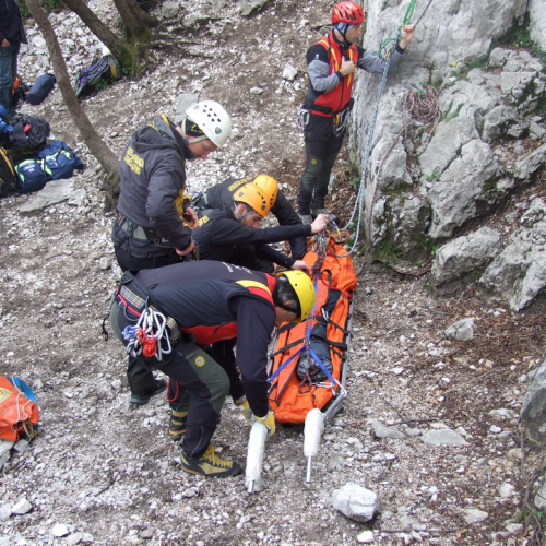 Campi scuole 26/03 n. 18 / 106160