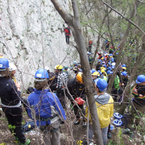 Campi scuole 26/03 n. 46 / 106188