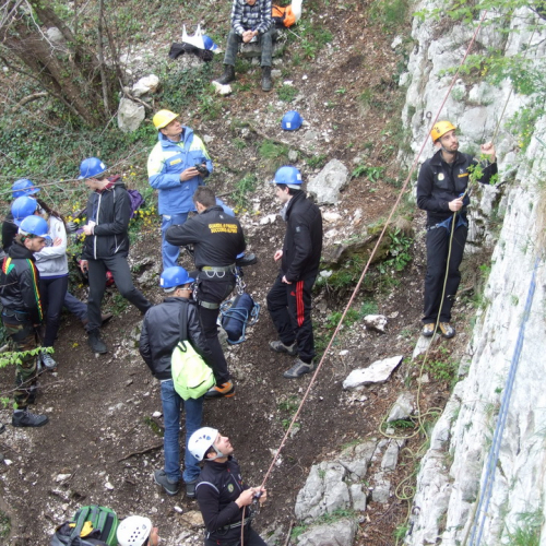 Campi scuole 26/03 n. 59 / 106201