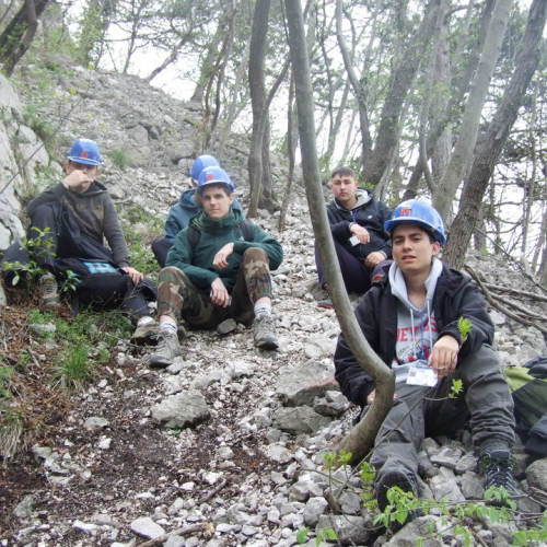 Campi scuole 26/03 n. 63 / 106205
