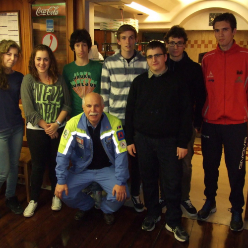 Campi scuole 27/03 n. 44 / 106530