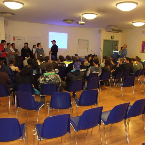 Campi scuole 28/03 n. 42 / 106576