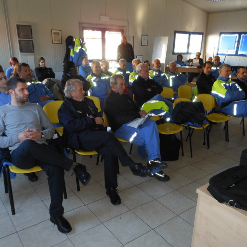 Attivit‡ formativa 25/01 n. 4 / 103153