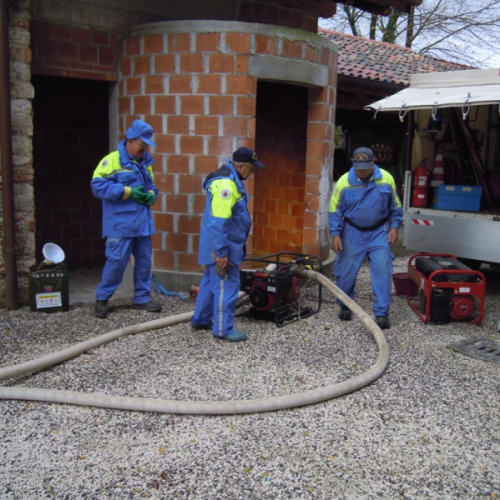 l'esondazione dei Torrenti Lavia e CormÙr foto n.17 / 112102