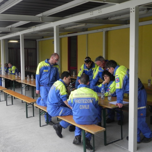 Corso montaggio tende e allestimento aree di emergenza n. 12 / 107770
