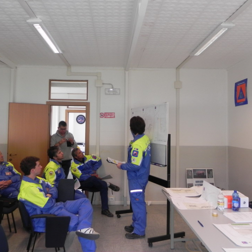 Corso montaggio tende e allestimento aree di emergenza n. 14 / 107772