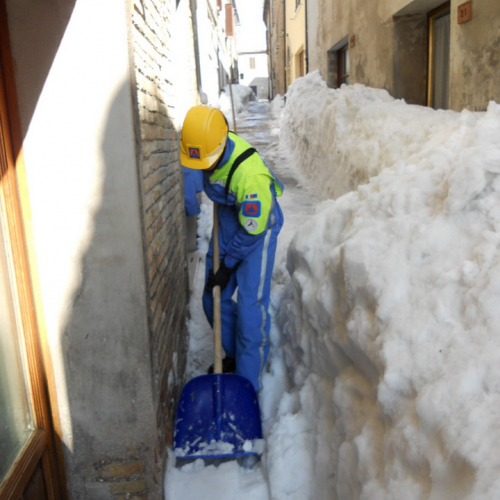 Interventi volontari a nel comune di Fratte Rosa n. 14 / 76826