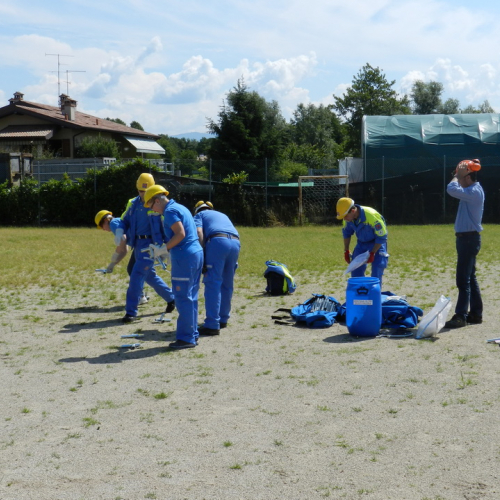 Corso in presenza di montaggio tende n. 13 / 97005