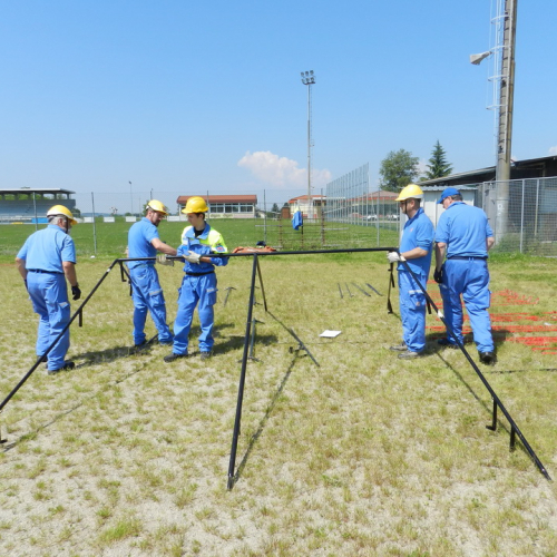 Corso in presenza di montaggio tende n. 19 / 97011