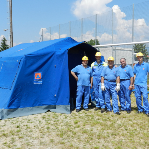 Corso in presenza di montaggio tende n. 25 / 97017