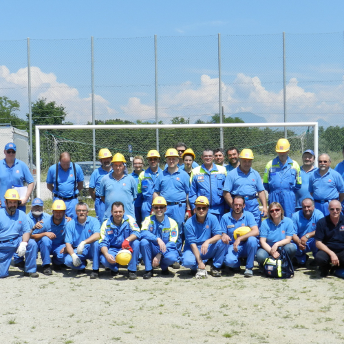 Corso in presenza di montaggio tende n. 28 / 97020