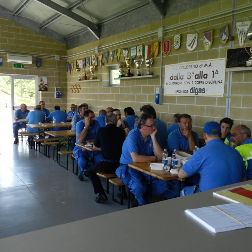 Corso in presenza di montaggio tende n. 29 / 97021