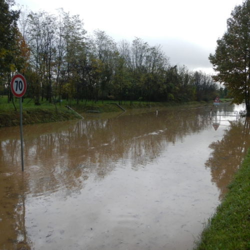 l'esondazione dei Torrenti Lavia e CormÙr foto n.18 / 112103