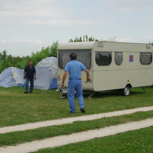 Invio roulotte n. 7 / 83380