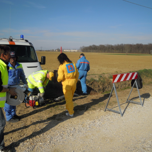 Addestramento uso motopompe 10/03/12 n. 1 / 77245